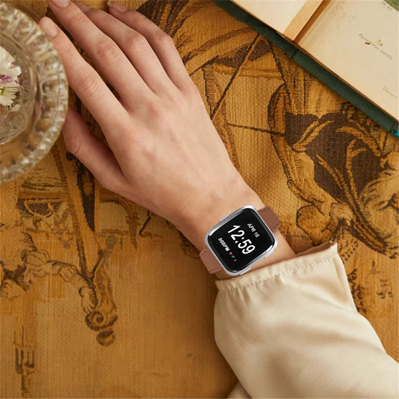 Correa de Reloj de Cuero Genuino de Vaca, Hebilla de Acero Inoxidable para Fitbit Versa 2/Fitbit Versa/Fitbit Versa Lite/Fitbit Versa SE - Marrón