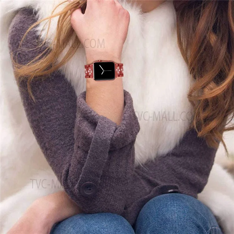 Stainless Steel Rhinestone Smart Watch Strap Watchband Replacement for Apple Watch Series 10 46mm / Ultra 2 Ultra 49mm / 9 8 7 45mm / SE (2023) SE (2022) SE 6 5 4 44mm / 3 2 1 42mm - Red