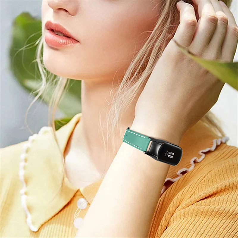 For Xiaomi Mi Band 7 Genuine Cowhide Leather Watch Strap Replacement Watchband with Black Watch Case - Green