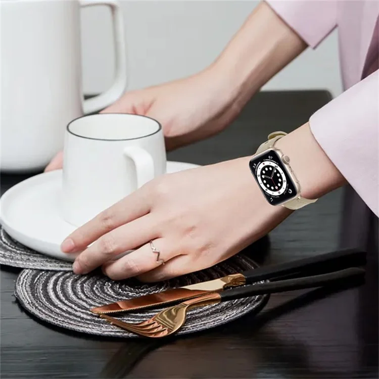 For Apple Watch Series 10 42mm / 9 8 7 41mm / 6 5 4 SE SE (2022) SE (2023) 40mm / 3 2 1 38mm Genuine Cowhide Leather Watch Band Double Snap Button Watch Strap (Retro Gold Connector) - Ivory White