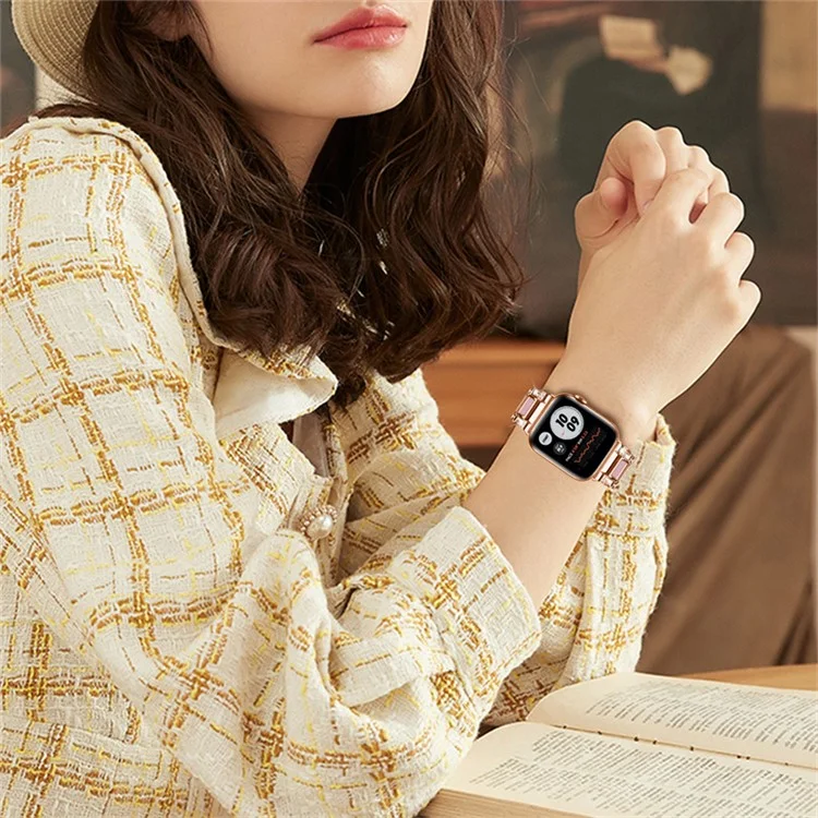For Apple Watch Series 10 46mm / Ultra 2 Ultra 49mm / 9 8 7 45mm / SE (2023) SE (2022) SE 6 5 4 44mm / 3 2 1 42mm Resin Watch Band Rhinestone Decor Stainless Steel Strap - Rose Gold / Black Pink Mix