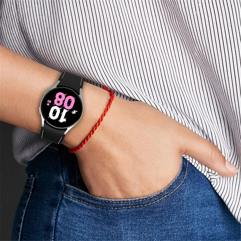 Pour Samsung Galaxy Watch6 40 mm 44 mm / Watch6 Classic 43 mm 47 mm / Watch 5 40 mm 44 mm / 5 Pro 45 mm / Watch4 40 mm 44 mm Bracelet de montre en silicone avec couture, boucle noire, remplacement de bracelet de poignet, taille S - Noir / Rouge