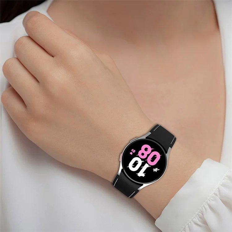 For Samsung Galaxy Watch6 40mm 44mm / Watch6 Classic 43mm 47mm / Watch 5 40mm 44mm / 5 Pro 45mm / Watch4 40mm 44mm Silicone Watch Band Stitching Line Black Buckle Wrist Strap Replacement, Size S - Dark Blue / White