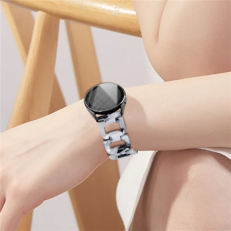 Für Samsung Galaxy Watch4 Active 40mm / 44mm / Watch4 Classic 42mm / 46mm / Watch 5 40mm / 44mm Resin Watchband Edelstahl Schnalle D-förmiger Riemen - Schwarz Weiß Mix