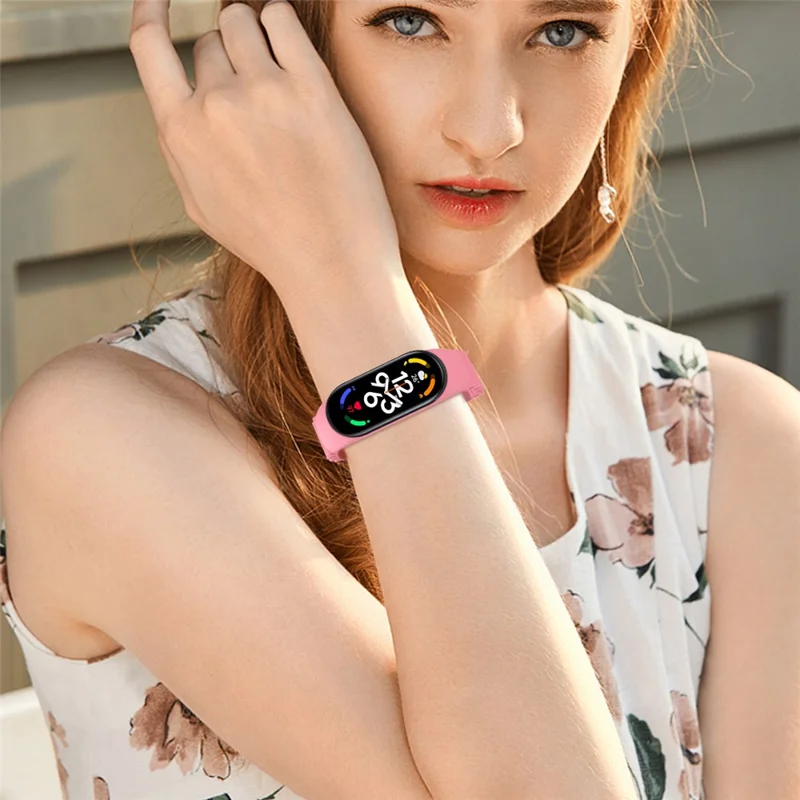For Xiaomi Mi Band 3 / 4 / 5 / 6 / 7 Watch Band Soft Silicone Strap with Watch Case - Pink