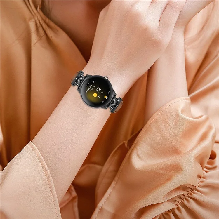 Pulseira de Relógio para Google Pixel Watch 3 41mm / Watch 2 / Pixel Watch Fivela Preta de Couro Genuíno de Vaca com Decoração de Cristal em Formato de M - Marrom