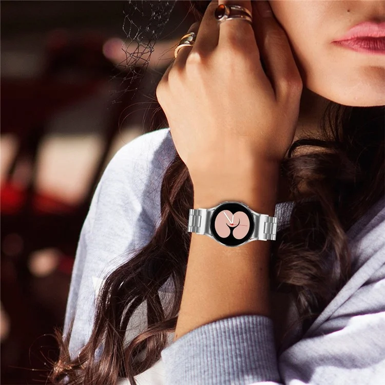 For Samsung Galaxy Watch 5 / 5 Pro / Watch FE 40mm / Watch4 / Watch4 Classic 46mm Watch Strap Stainless Steel Wrist Band with Connector, Silver