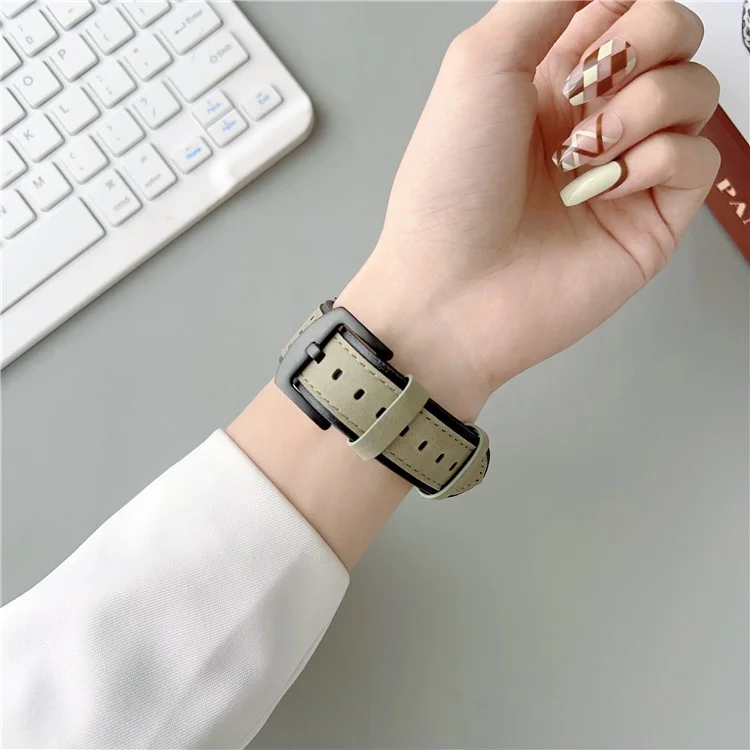 For Apple Watch Series 10 46mm / Ultra 2 Ultra 49mm /  Series 9 8 7 45mm / 6 5 4 SE (2023) SE (2022) SE 44mm / 3 2 1 42mm Top Layer Cowhide Watch Strap - Light Yellow
