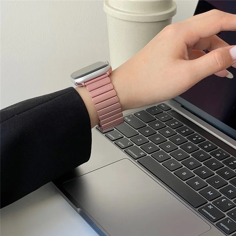 Watch Band for Apple Watch Series 10 42mm / 9 8 7 41mm / SE (2023) SE (2022) SE 6 5 4 40mm / 3 2 1 38mm Magnetic Watchband Strap - Pink