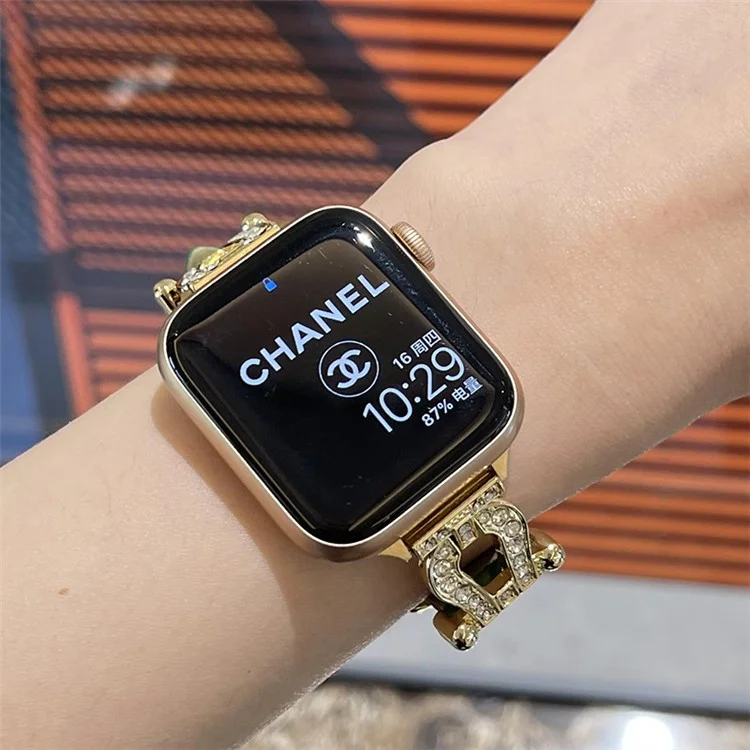 Für Apple Watch 10 46mm / Ultra 2 / Ultra 49mm / 9 8 7 45mm / SE (2023) SE (2022) SE 6 5 4 44mm / 3 2 1 42mm Rindslederband - Grün / Goldschnalle