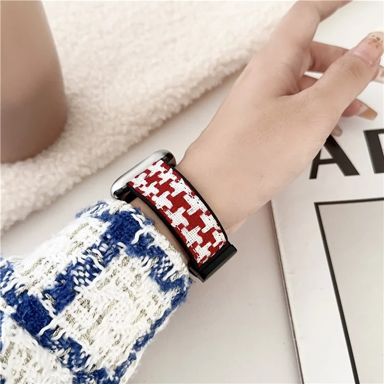 For Apple Watch 10 46mm / Ultra 2 / Ultra 49mm / 9 8 7 45mm / SE (2023) SE (2022) SE 6 5 4 44mm / 3 2 1 42mm Silicone+Nylon Watch Strap - Red+White