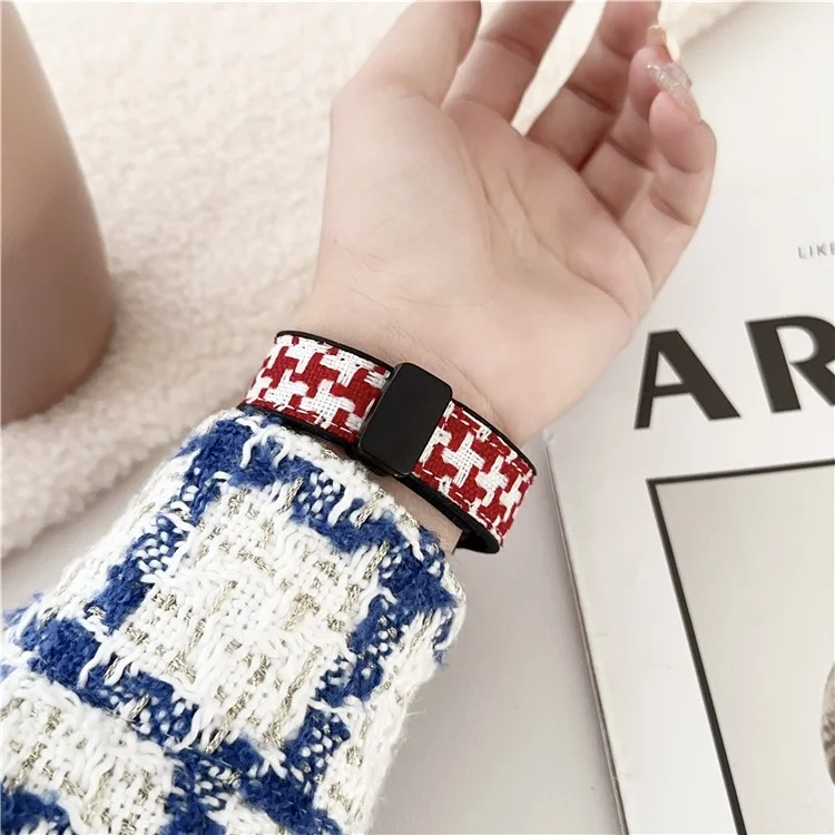 For Apple Watch 10 46mm / Ultra 2 / Ultra 49mm / 9 8 7 45mm / SE (2023) SE (2022) SE 6 5 4 44mm / 3 2 1 42mm Silicone+Nylon Watch Strap - Red+White