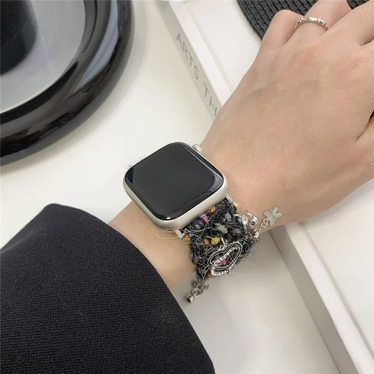Pour Apple Watch Series 10 42mm / 9 8 7 41mm / SE (2023) SE (2022) SE 6 5 4 40mm / 3 2 1 38mm Bracelet Plush Watch Strap - Noir