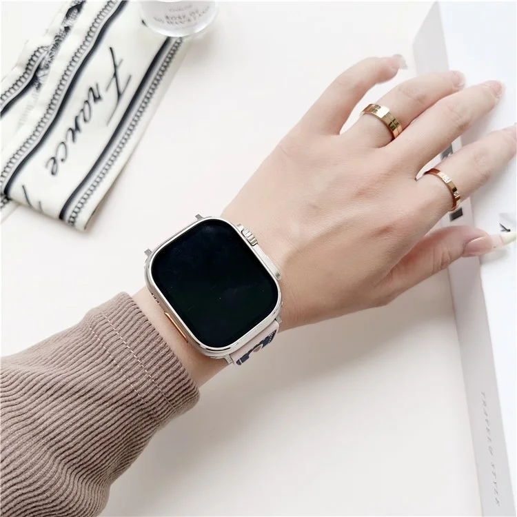 For Apple Watch 10 46mm / Ultra 2 / Ultra 49mm / 9 8 7 45mm / SE (2023) SE (2022) SE 6 5 4 44mm / 3 2 1 42mm Glitter Watch Strap - Navy Blue