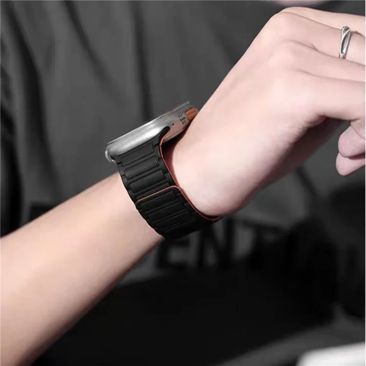 KALEBOL KLB-CXGJ-001 für Apple Watch 10 46mm / Ultra 2 / Ultra 49mm / 9 8 7 45mm / SE (2023) SE (2022) SE 6 5 4 44mm / 3 2 1 42mm Armband - Blakc / Orange