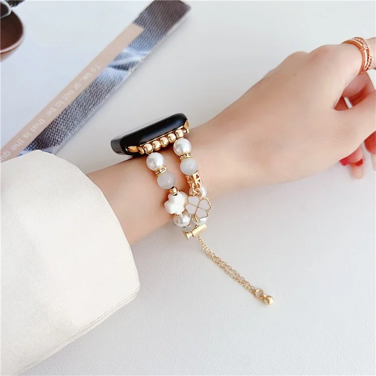 Clover Strap For Apple Watch Series 10 42mm / 9 8 7 41mm / 6 5 4 SE (2023) SE (2022) SE 40mm / 3 2 1 38mm Beaded Bracelet Band - White