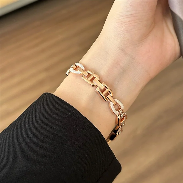 Para Apple Watch 10 46mm / Ultra 2 / Ultra 49mm / 9 8 7 45mm / SE (2023) SE (2022) SE 6 5 4 44mm / 3 2 1 42mm Pulseira de Liga de Zinco Pulseira de Relógio - Rose Gold