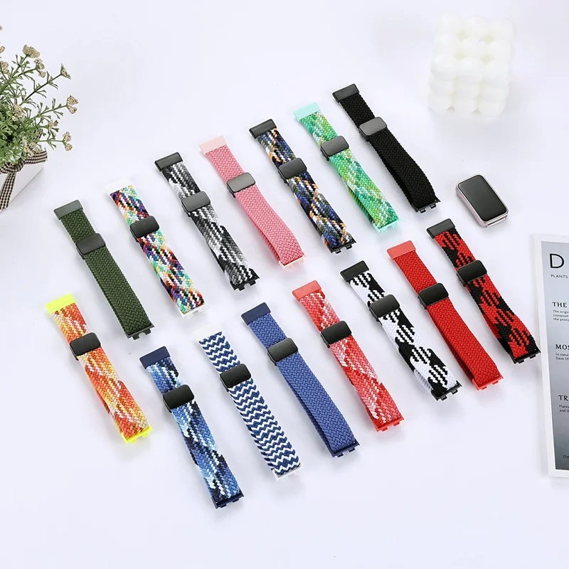 For Huawei Band 8 / Band 8 NFC / Band 9 / Band 9 NFC Wrist Band Magnetic Buckle Nylon Braided Smartwatch Strap - Red+Black