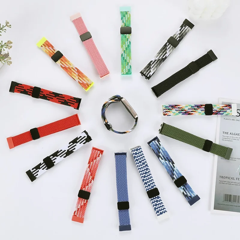 For Huawei Band 8 / Band 8 NFC / Band 9 / Band 9 NFC Wrist Band Magnetic Buckle Nylon Braided Smartwatch Strap - Red+Black