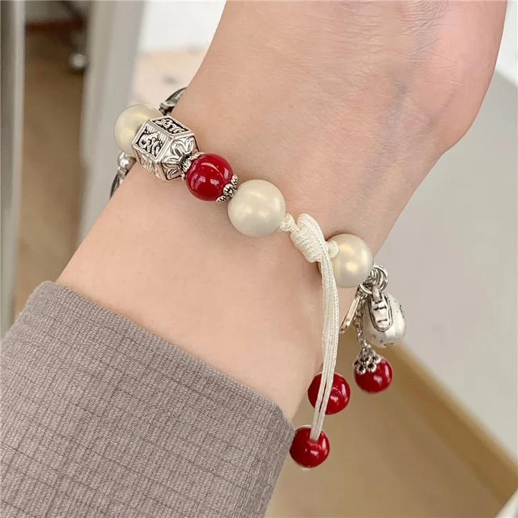For Apple Watch 10 46mm / Ultra 2 / Ultra 49mm / 9 8 7 45mm / SE (2023) SE (2022) SE 6 5 4 44mm / 3 2 1 42mm Artificial Pearl Strap - Beige / 1-Chain