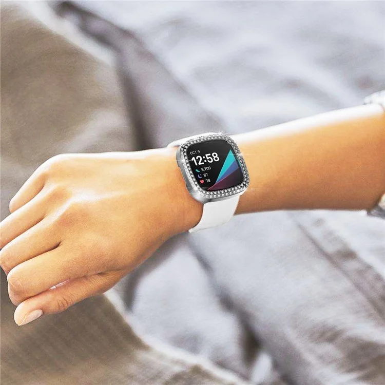 Doppelreihiger Rhinestone PC Hohlraum Elektroplattierung Gehäuse (unterstützt Stromladung mit Gehäuse) für Fitbit Versa 3/Sense - Transparent - Silber