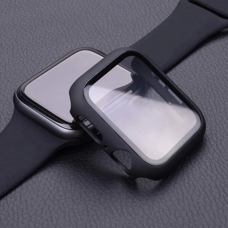 لسلسلة Apple Watch Series 4 / 5 / 6 / SE / SE (2022) 44 مم، غطاء واقي من مادة البولي كربونات مات وطبقة زجاجية مُقَسّاة مقاومة للخدوش 2 في 1 - أسود