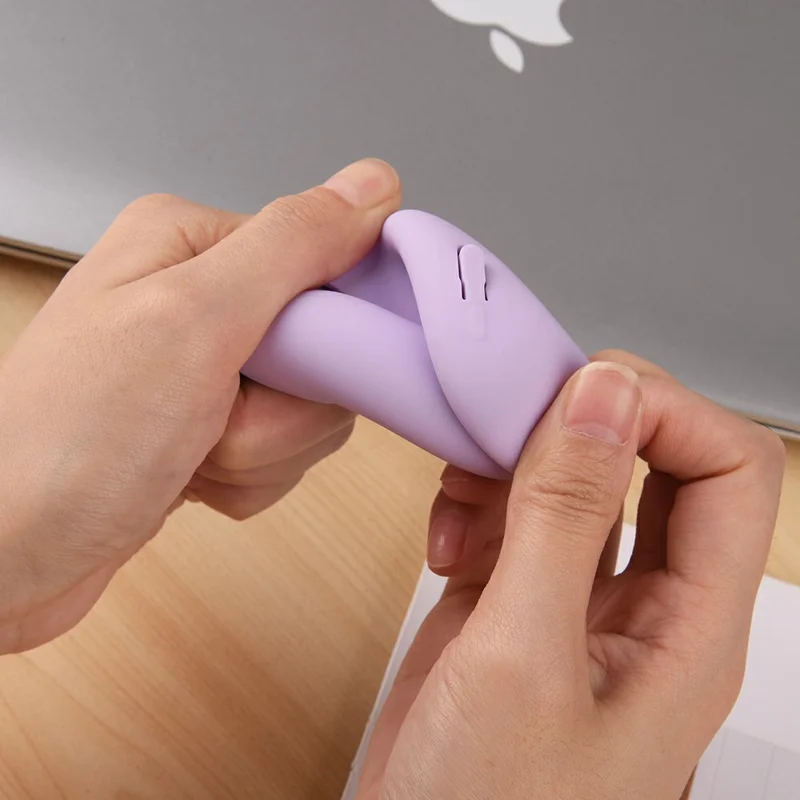 For Xiaomi Redmi Buds 6 Pro Silicone Case Bluetooth-compatible Earphone Anti-scratch Protective Cover with Carabiner - Purple