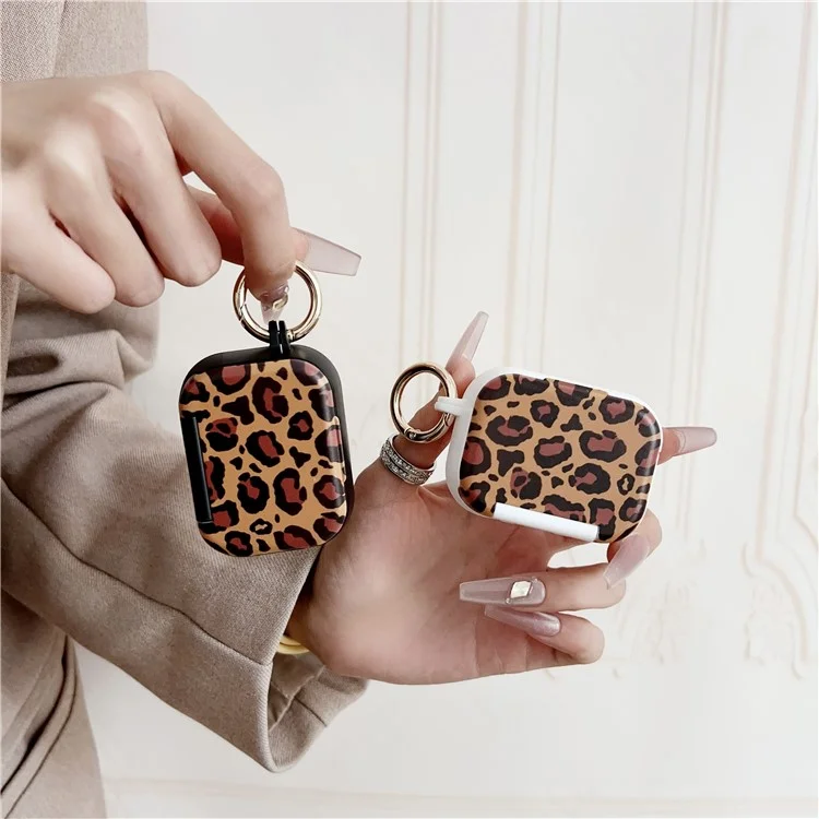 For AirPods Pro 2  /  Pro Protective Case PC + TPU Leopard Earphone Cover with Mirror and Hook - Black