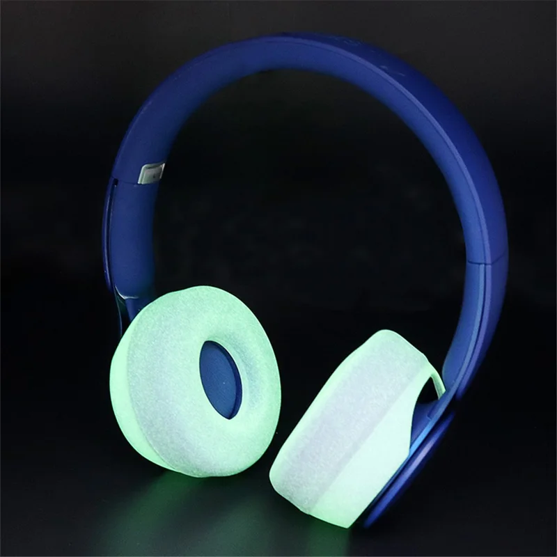 1 Pair Silicone Cushion Protective Cover Ear Pads for Beats Solo Pro Bluetooth-compatible Headphone - Luminous Green