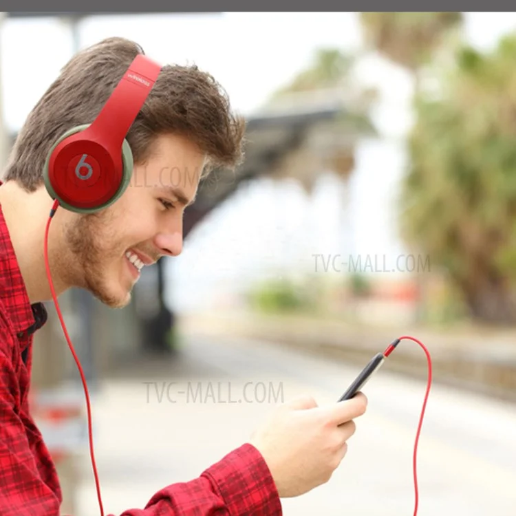 1 Pair Silicone Cushion Protective Cover Ear Pads for Beats Solo3 Wireless Bluetooth-compatible Headphone - Avocado Green