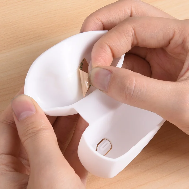 For Bose Ultra Open Earbuds Silicone Case Wireless Earphone Anti-scratch Protective Cover with Carabiner - White