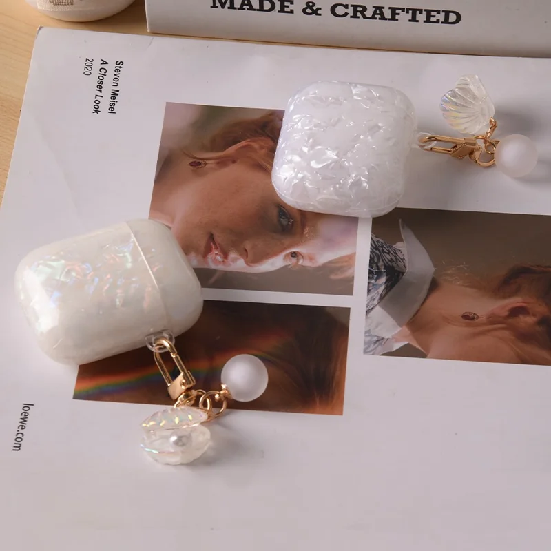 Custodia per Auricolari con Charm a Conchiglia di Perla per Apple AirPods con Custodia di Ricarica Wireless (2019) / AirPods con Custodia di Ricarica (2019) / (2016) - Blu
