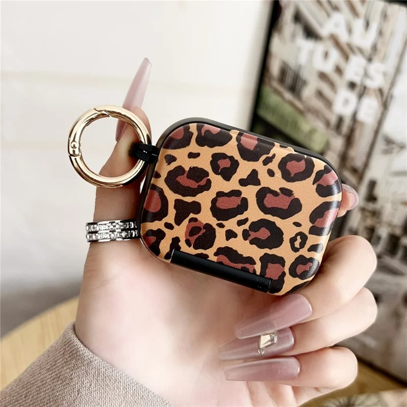 For AirPods Pro 3 Protective Cover Leopard Print Case with Phone Stand / Makeup Mirror - Black Bottom