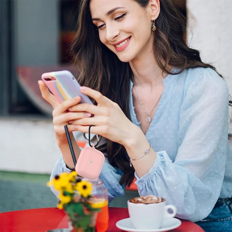 For AirPods Pro 3 Silicone Case Earphone Cover with Carabiner / Cleaning Pen - White