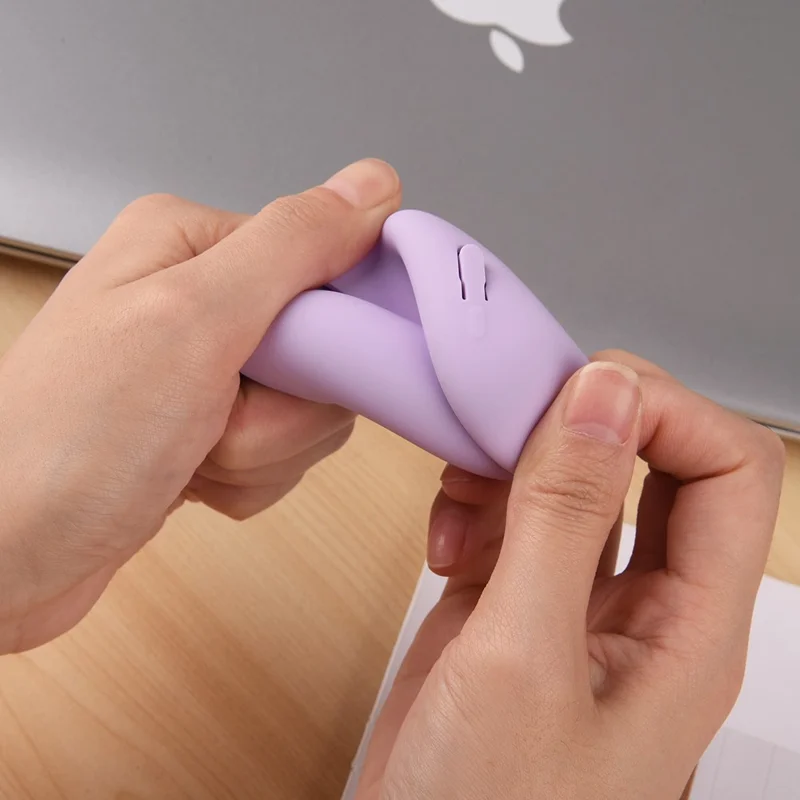 For Xiaomi Redmi Buds 8 Pro Silicone Case Wireless Earphone Anti-Scratch Protective Cover with Carabiner - Purple