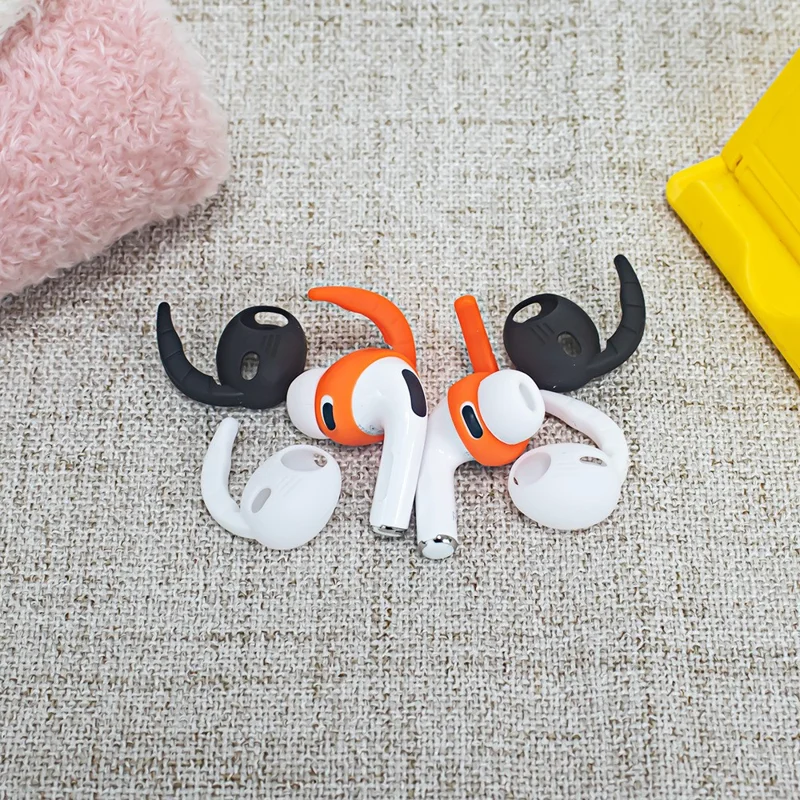 For AirPods Pro 3 Protective Cover Anti Drop Silicone Case with 3 Pairs Ear Hooks and Hanging Buckle - Mixture