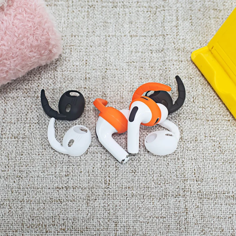 For AirPods Pro 3 Protective Cover Anti Drop Silicone Case with 3 Pairs Ear Hooks and Hanging Buckle - Mixture