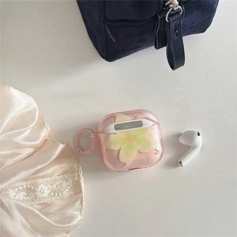 For AirPods 4 Beskyttelsesdæksel IMD Blomstermønster Gennemsigtigt TPU Dæksel med Metalbøjle - Transparent Rosa