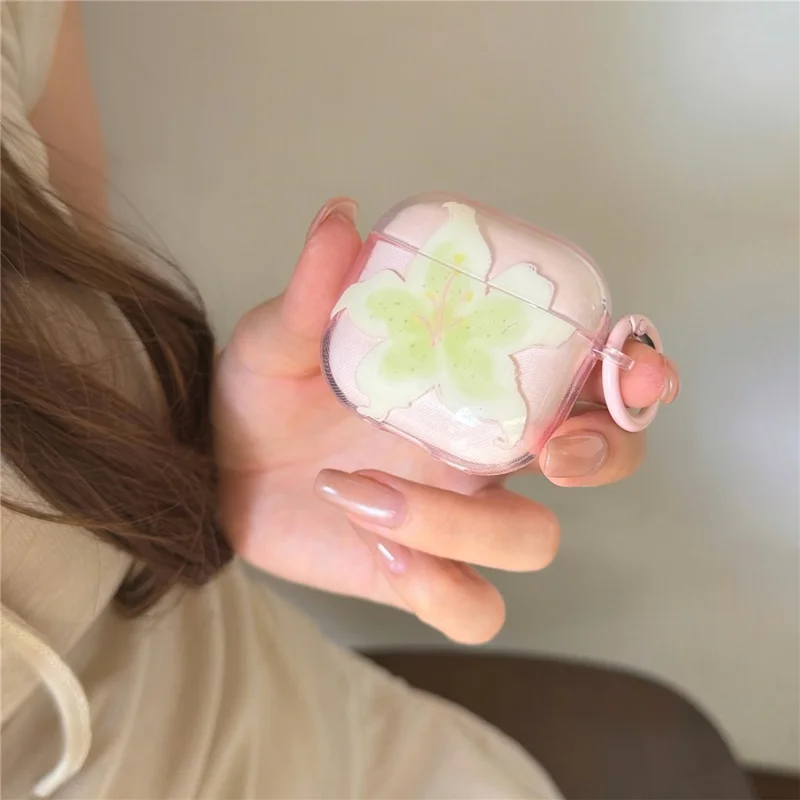 For AirPods 4 Beskyttelsesdæksel IMD Blomstermønster Gennemsigtigt TPU Dæksel med Metalbøjle - Transparent Rosa