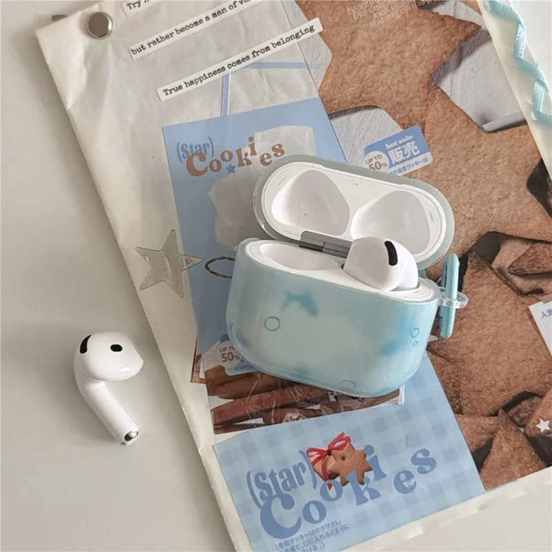 Skyddhölje i IMD+TPU för AirPods 3 med suddig blå fiskdesign och metallhängesnappa