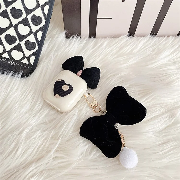 Para Apple AirPods Con Caja De Carga (2016) / (2019) / Airpods Con Caja De Carga Inalámbrica (2019) Linda Cubierta Protectora TPU Bluetooth Funda Para Auriculares Con Peluche Gran Arco Colgante