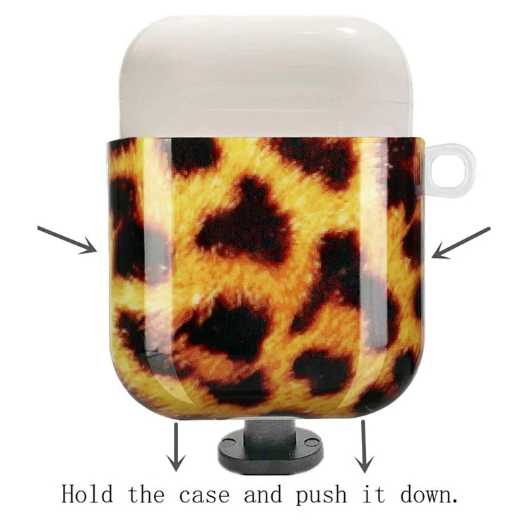 TPU Earphone Case for Apple AirPods Pro, IMD Pattern Printing Charging Box Drop-proof Protection Cover with Hook - Yellow Leopard