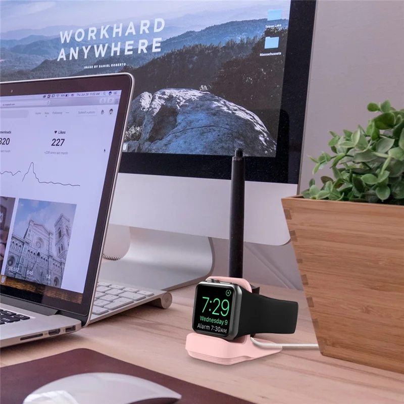 A040 For Apple Watch Silicone Charger Holder Desktop Smart Watch Charging Stand Base - Pink