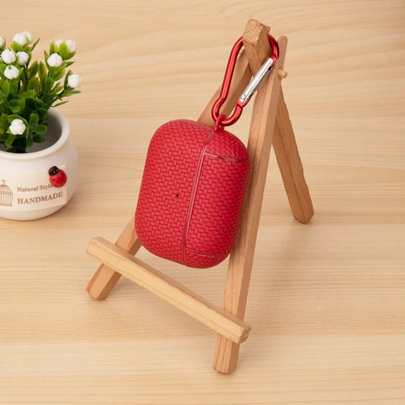 For Apple AirPods Pro (Gen 2) (USB-C) / Pro 2 Earphone Case PU Leather Coated PC Earbud Anti-drop Cover with Carabiner - Red