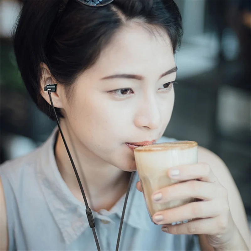 CELEBRAT C8 Earphone Universal 3.5mm Plug Wired Control Headset for Phone Computer - Rose Gold