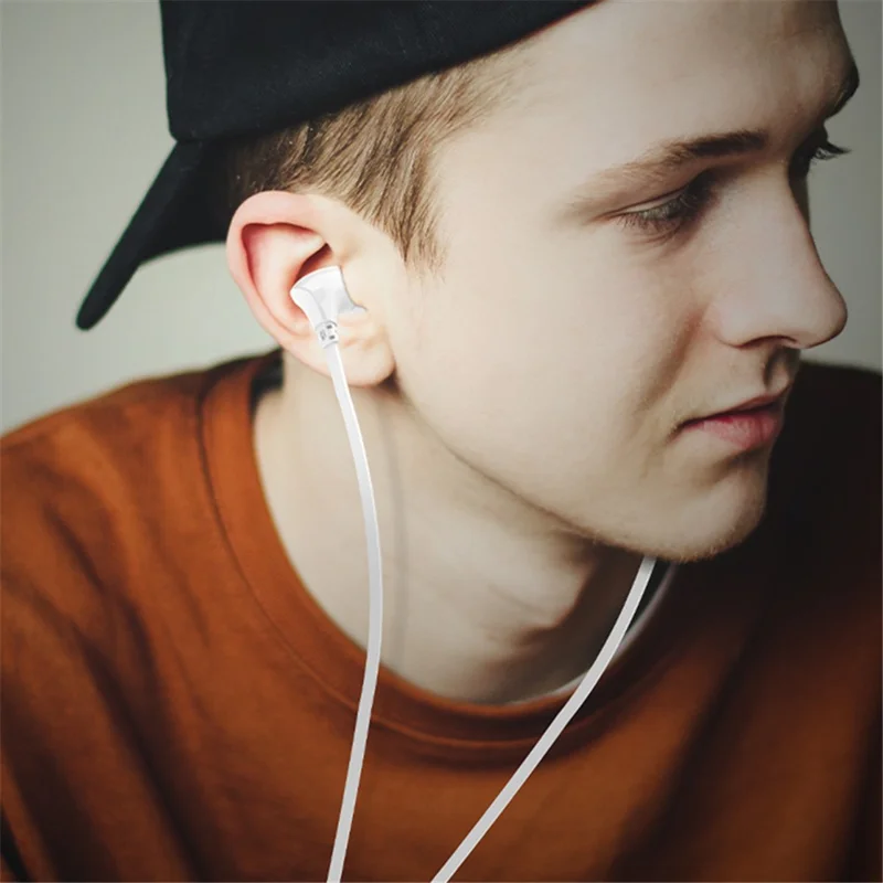 CELEBRAT G3 Wide Cable 3.5mm In-ear Earphone Stereo Music Calling Phone Headset - White