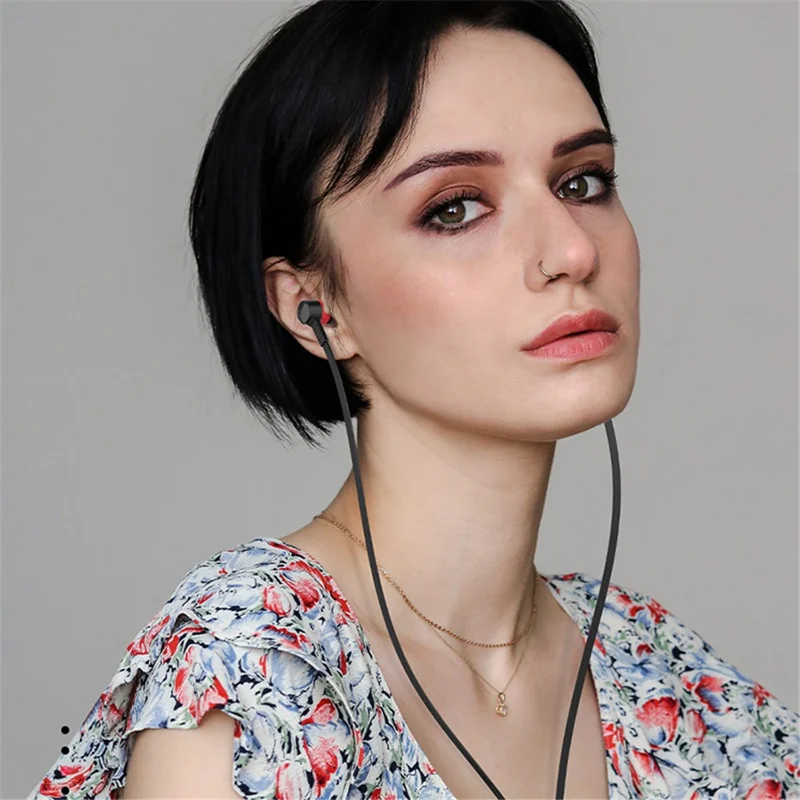 CELEBRAT D2 Universal 3.5mm Wired In-ear Headphones for PC / Mobile Phone / MP3 - Red