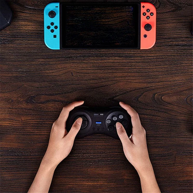 Controller 8BITDO M30 Bluetooth compatibile per Switch / Windows / Android Layout a 6 pulsanti per i giochi classici SEGA - Nero