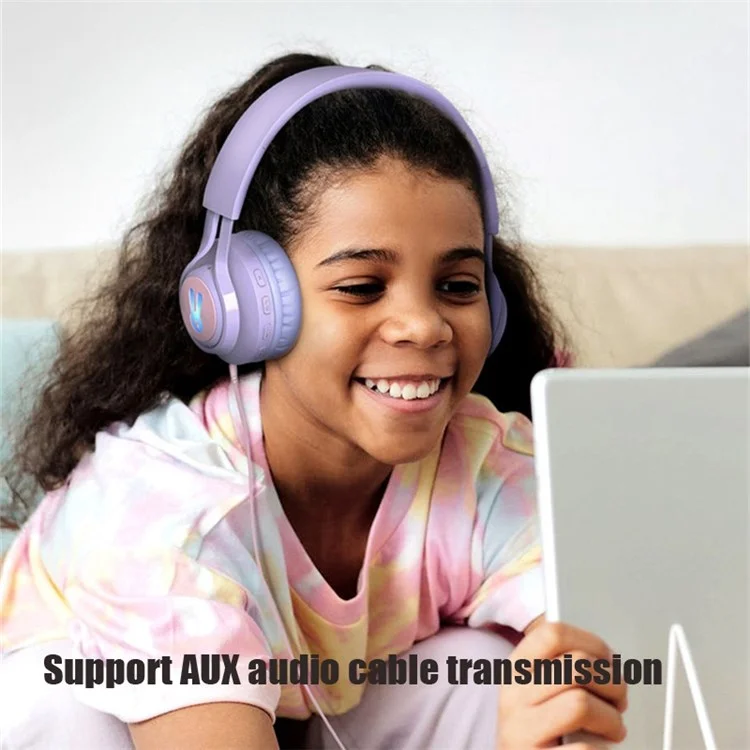 BT06+ Folding Over-ear Headset Cute Wireless Bluetooth-compatible Kid's Headphone With Microphone LED Light - Pink