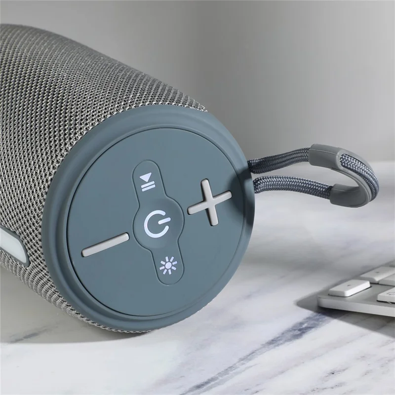 T&G TG-675 Красочный светодиодный FM-динамик с Bluetooth и музыкальным звуком сабвуфера - черный